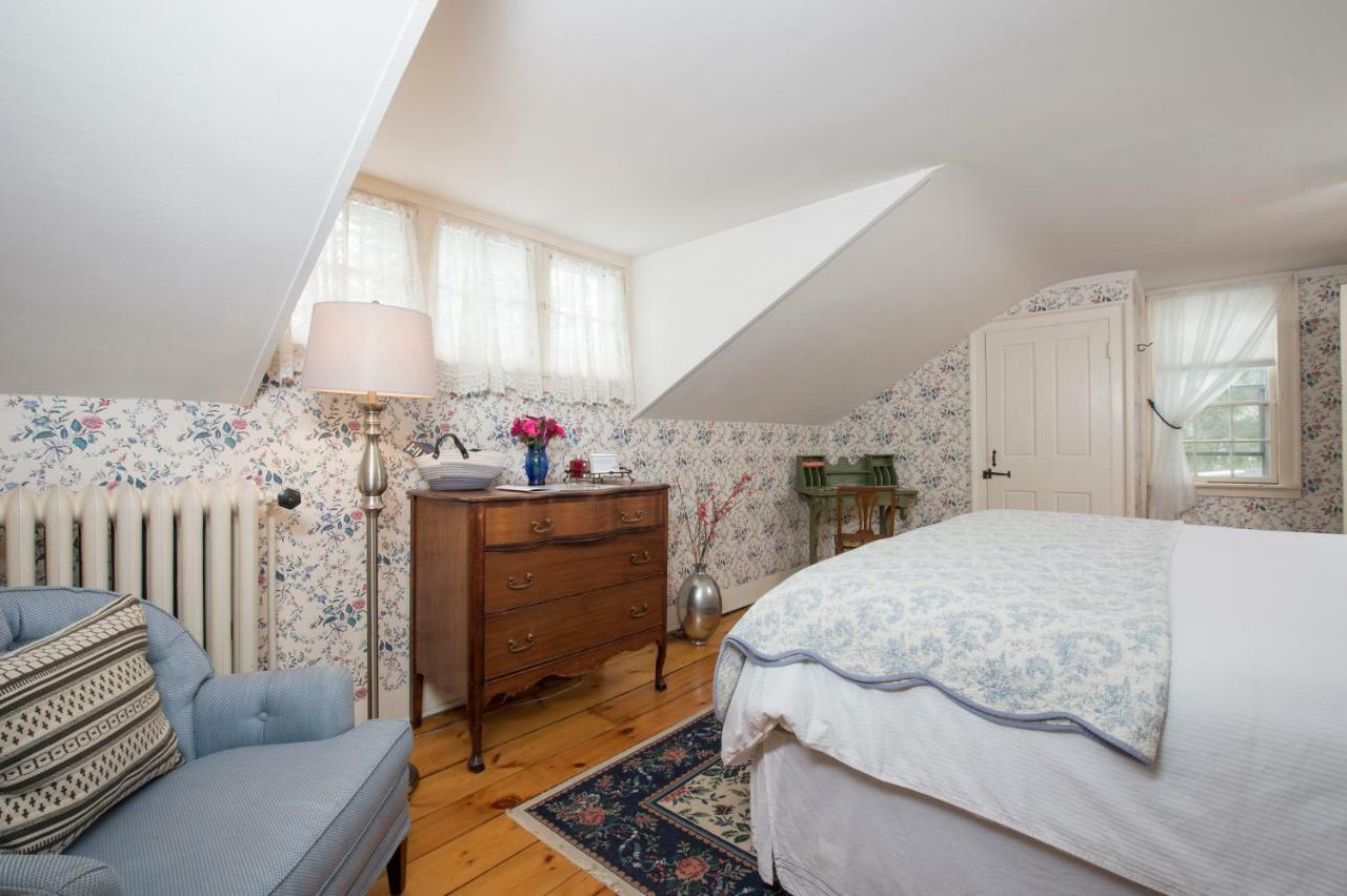 The Egremont Village Inn South Egremont Екстер'єр фото
