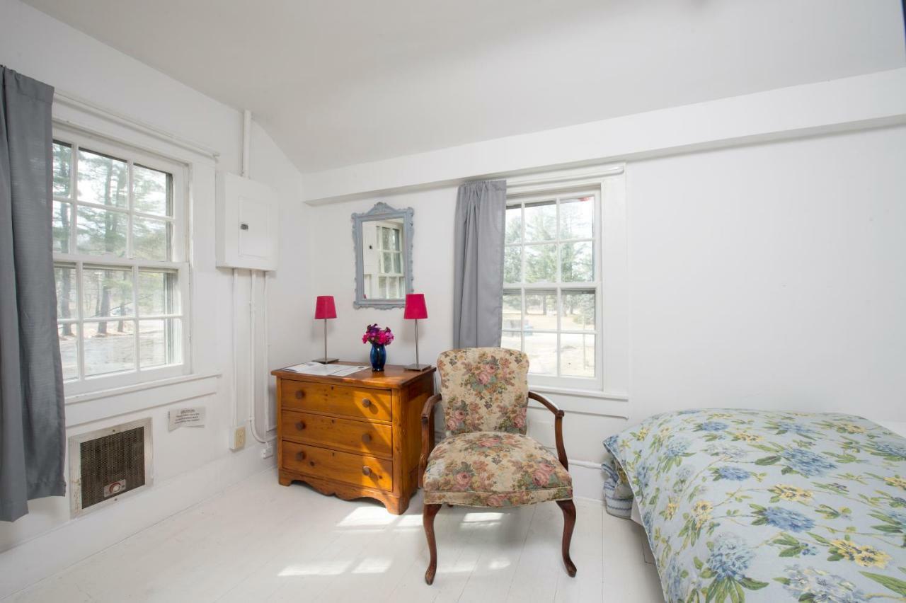 The Egremont Village Inn South Egremont Екстер'єр фото