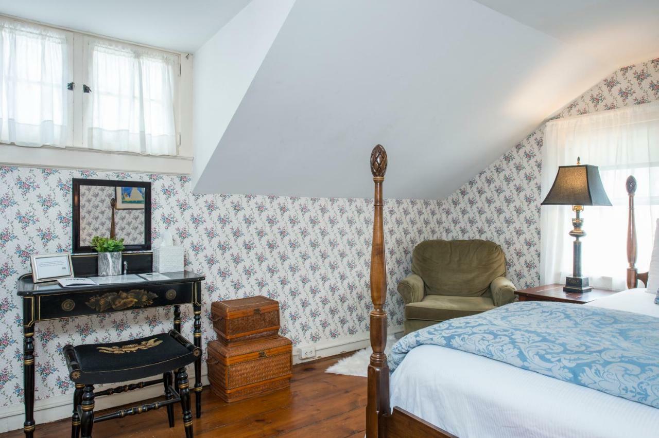 The Egremont Village Inn South Egremont Екстер'єр фото