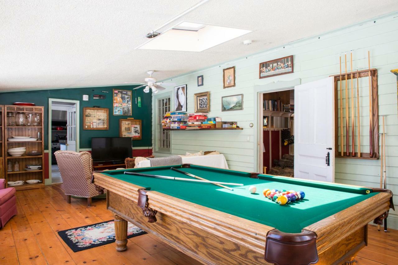 The Egremont Village Inn South Egremont Екстер'єр фото