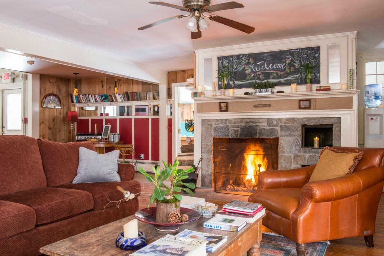The Egremont Village Inn South Egremont Екстер'єр фото