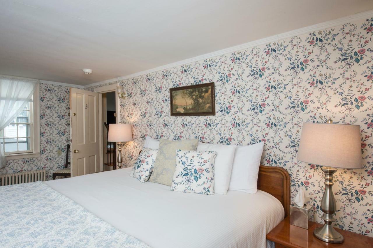 The Egremont Village Inn South Egremont Екстер'єр фото